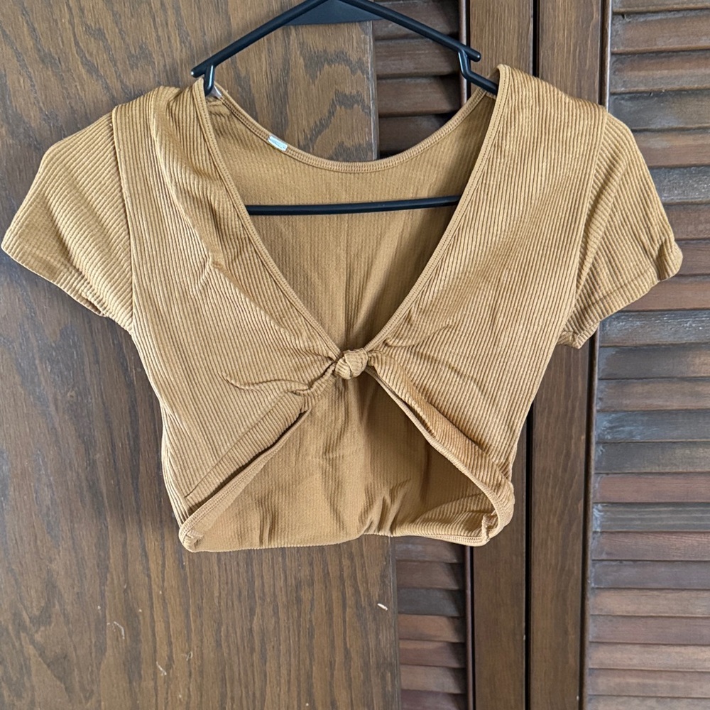 Women’s Knot Front Ribbed Crop Top - Tan